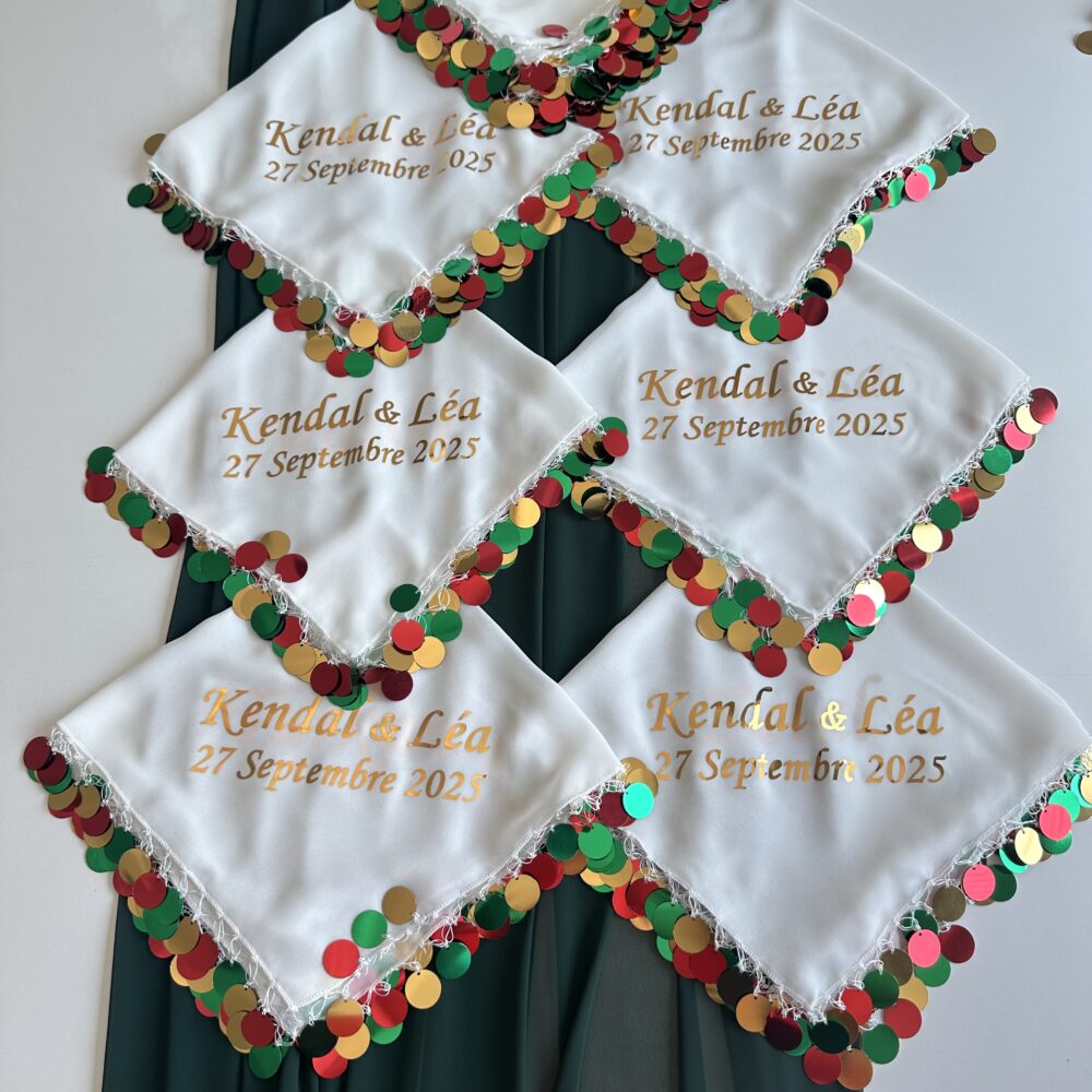 Yöresel Renklerde Büyük Boy Mendil