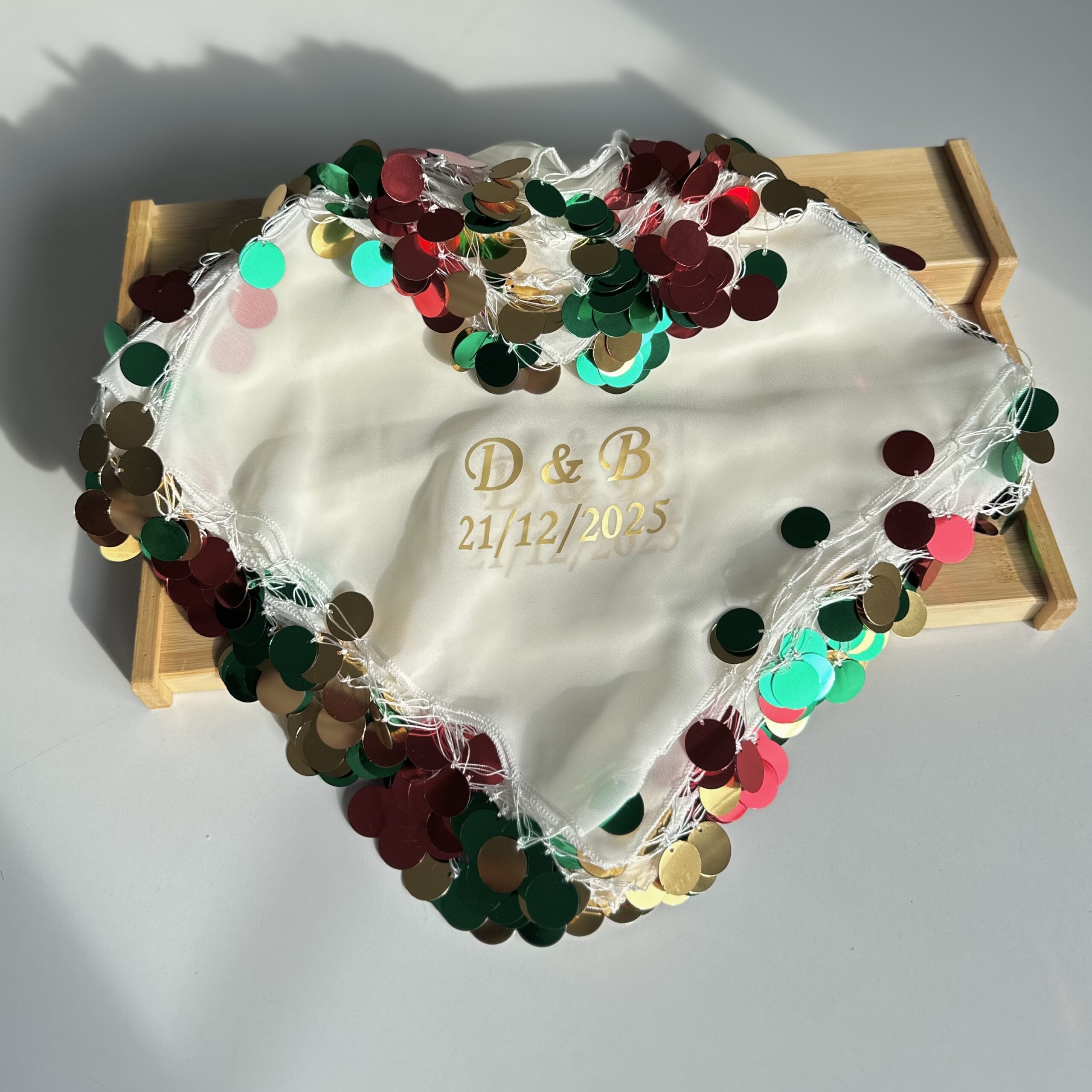 Yöresel Renklerde Pullu Mendil (30 cm)